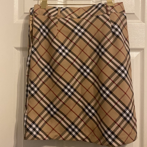 Burberry - Picture 4 of 6